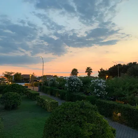 La Casina Del Sole * Марина-ди-Пьетрасанта